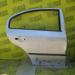 Дверка Skoda Octavia (задня права)